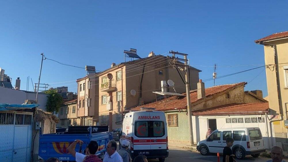 7 metreden aşağı düşerek yaralandı