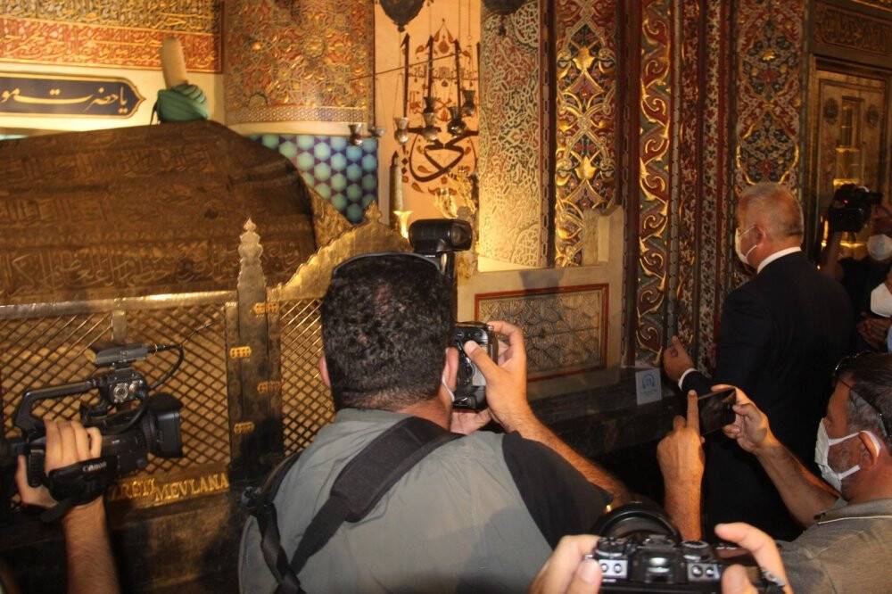 Bakan Ersoy, Mevlana Müzesi restorasyon çalışmalarını inceledi