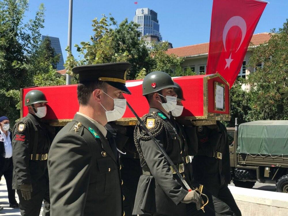 Şehit Teğmen İsmail Can Softa son yolculuğuna uğurlandı