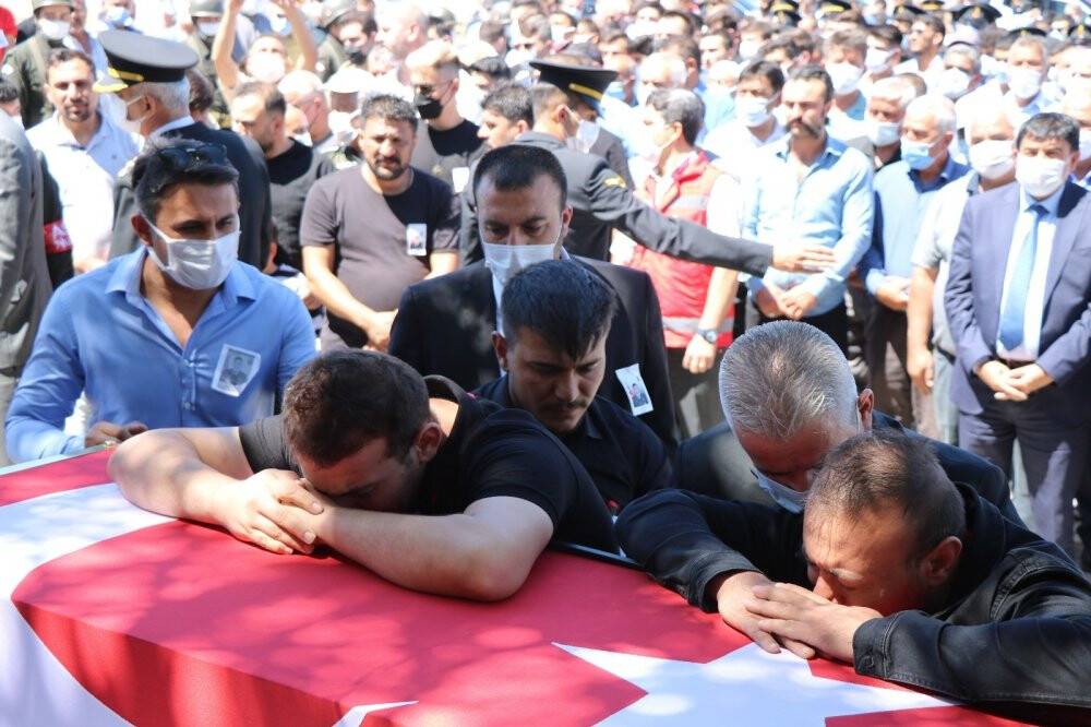Şehit Tuncer, son yolculuğuna uğurlandı