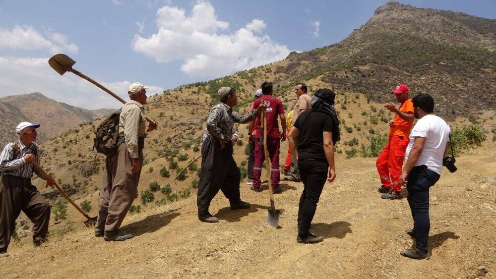 Şemdinli’deki orman yangını korkutuyor