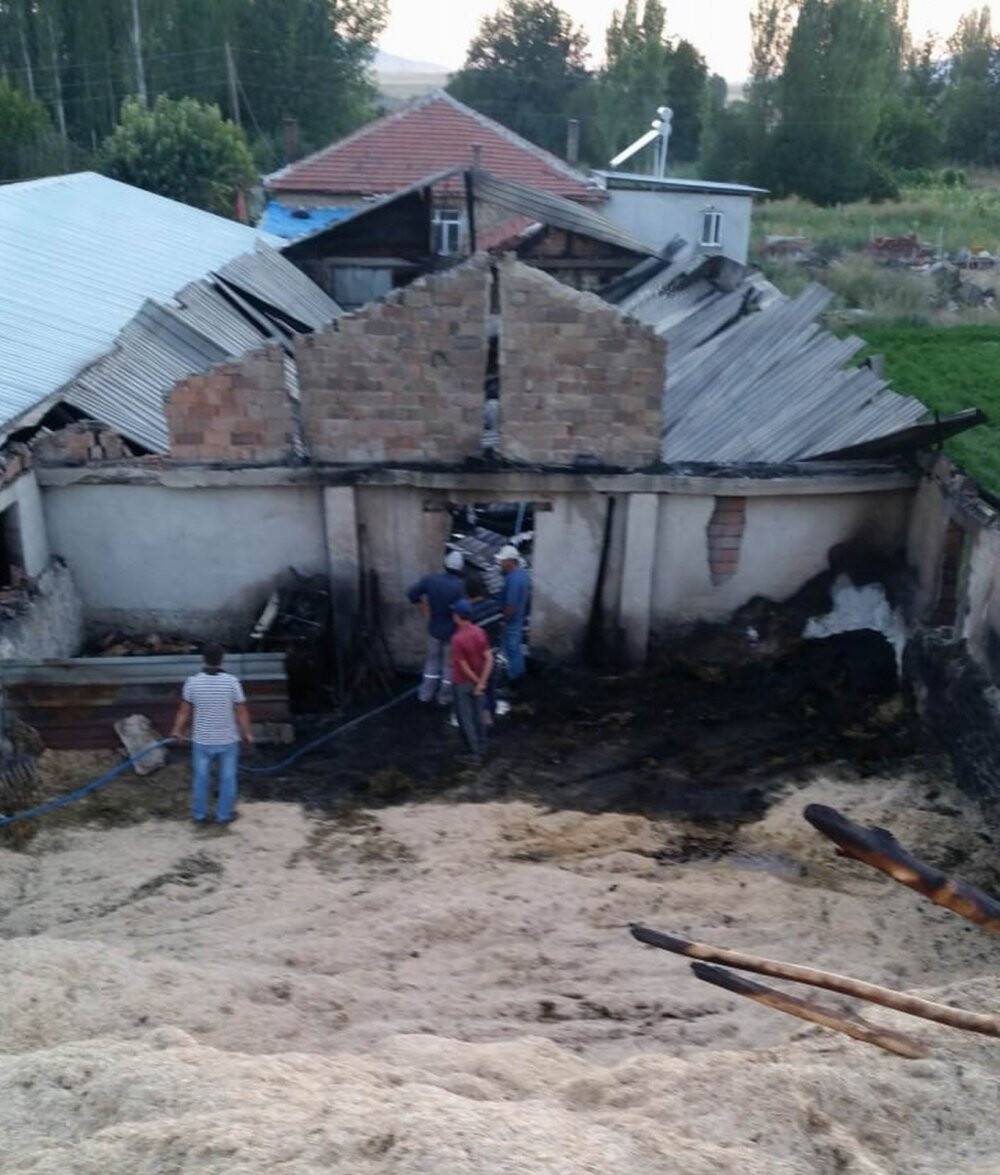 Konya'da besihanede yangın