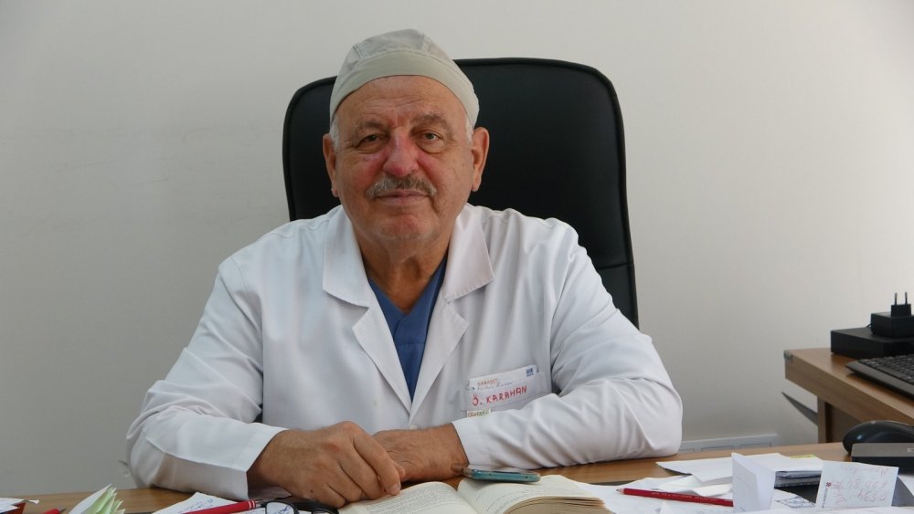 28 Şubat mağduru Prof. Dr. Ömer Karahan darbeci paşalara verilen ceza kesinleşince gözyaşlarını tutamadı