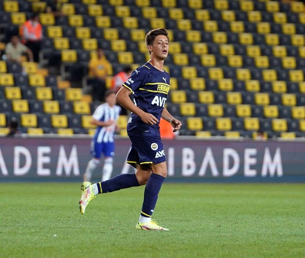 Arda Güler 16 yaşında Avrupa maçında