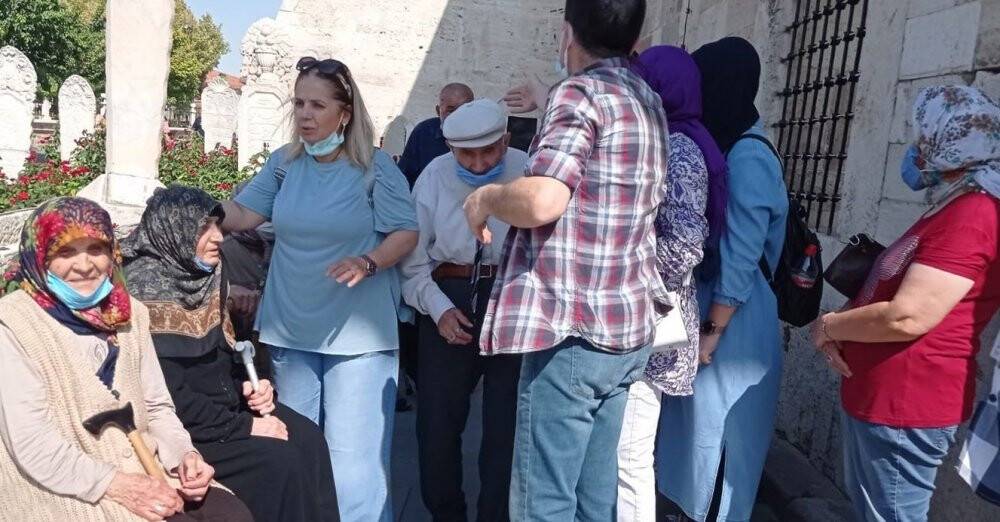 Konya gezisi ile yaşlıların yüzleri güldü