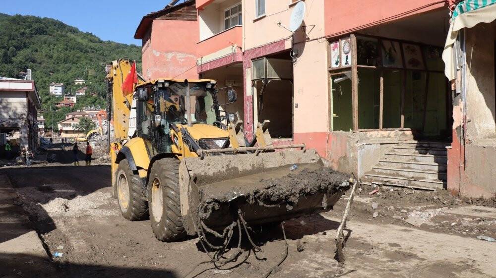 Ölü sayısının 70’e yükseldiği Kastamonu’da çalışmalar sürüyor