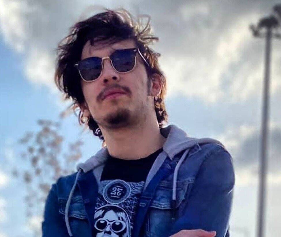 Feci kazada vefat eden 3 gencin cenazesi ailelerine teslim edildi