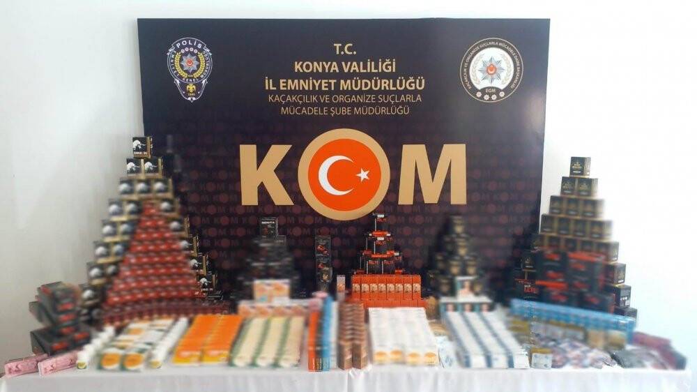 Konya’da 6 bin 92 adet kaçak cinsel içerikli ürün ele geçirildi