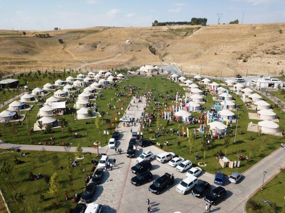 Ahlat’taki Malazgirt kutlamaları coşkuyla devam ediyor