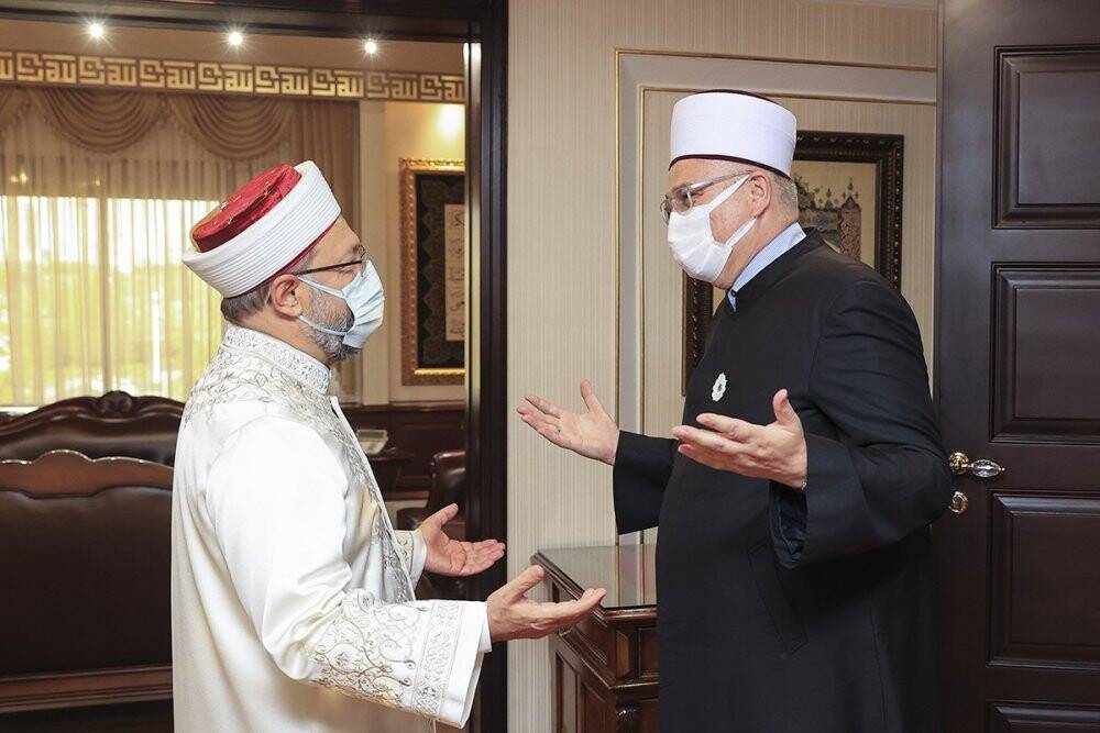 Diyanet İşleri Başkanı Ali Erbaş: Olmazsa olmazımız, Kur’an ve sünnet çizgisine riayet etmektir