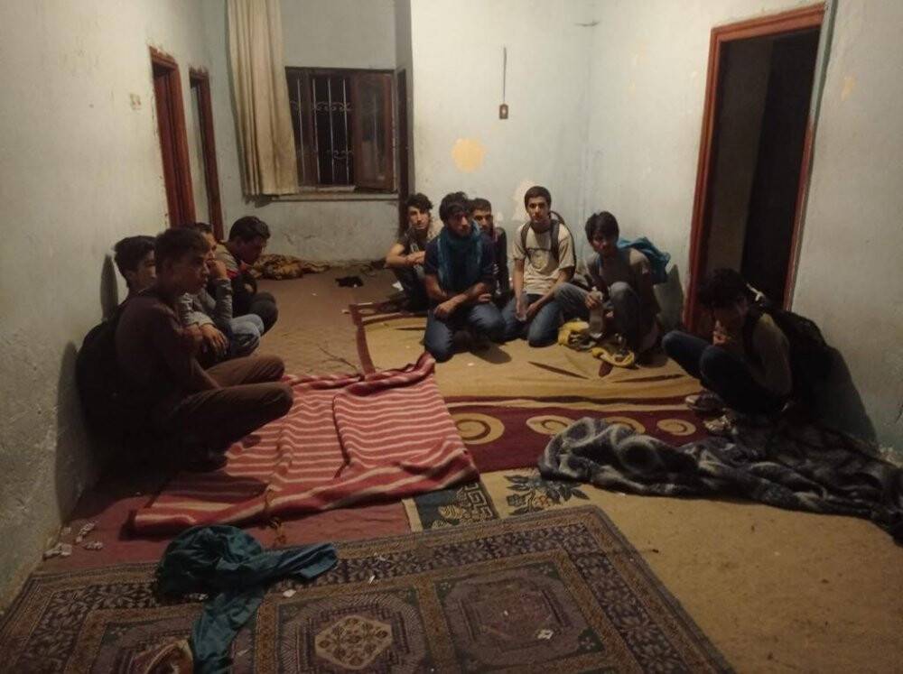 Van’da 43 düzensiz göçmen yakalandı