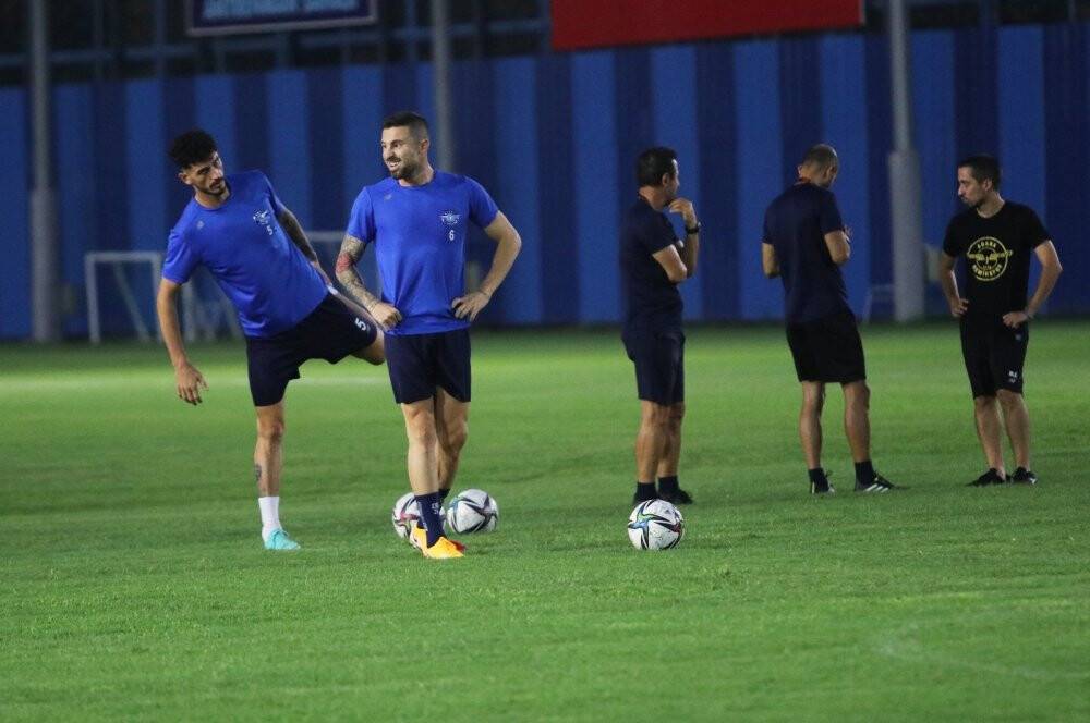 Samet Aybaba: Konyaspor çok disiplinli, coşkulu ve koşan bir takım