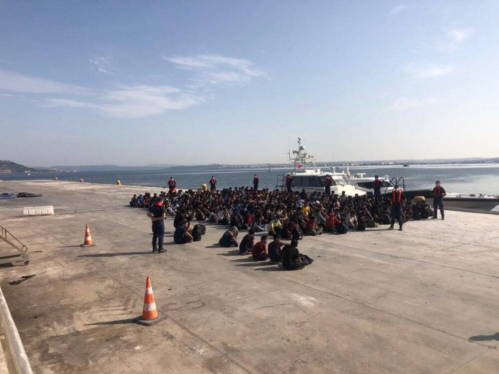 Akdeniz'de 204 düzensiz göçmen yakalandı