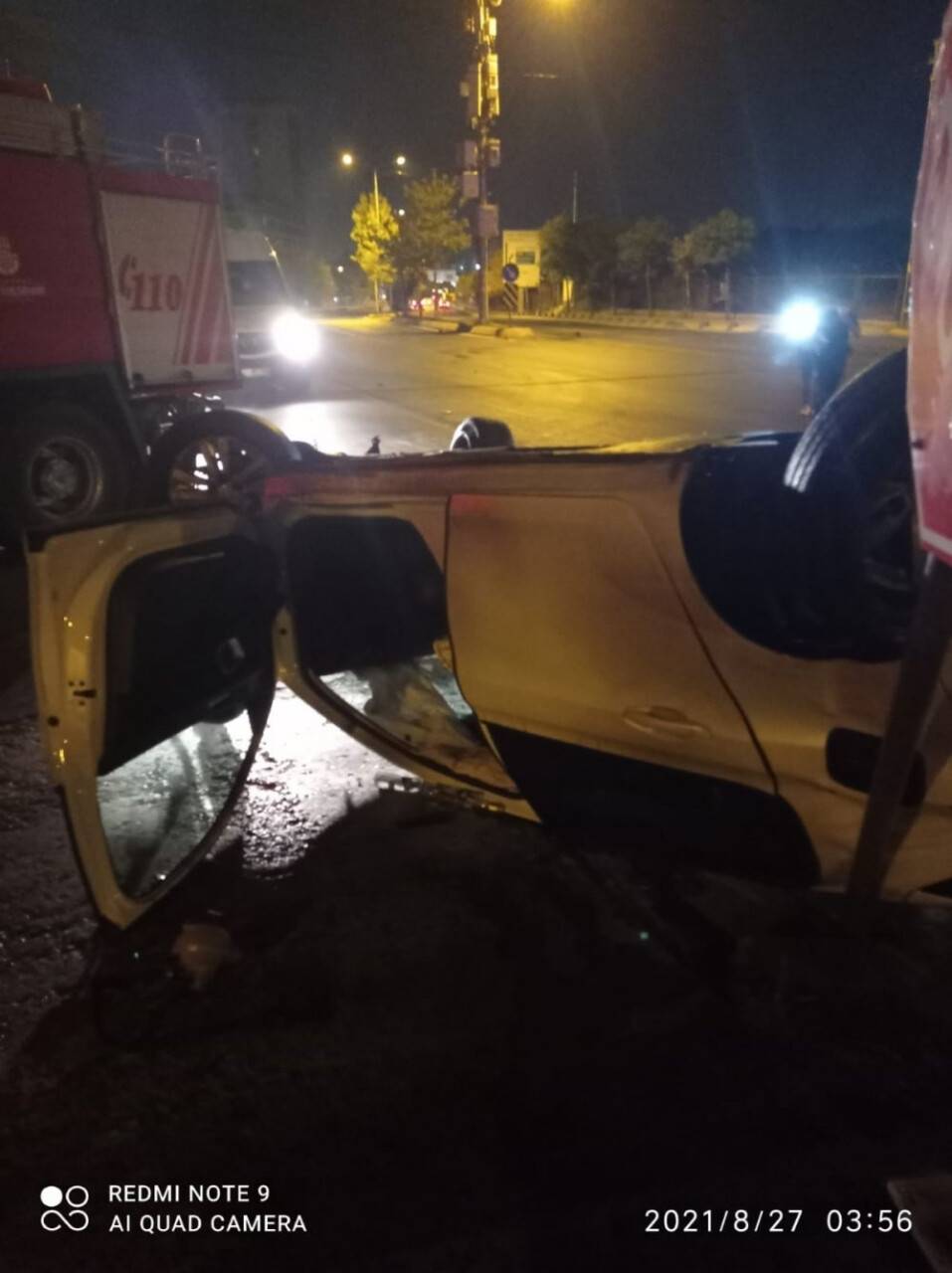 Takla atan otomobilin 50 metre sürüklendiği kaza kamerada