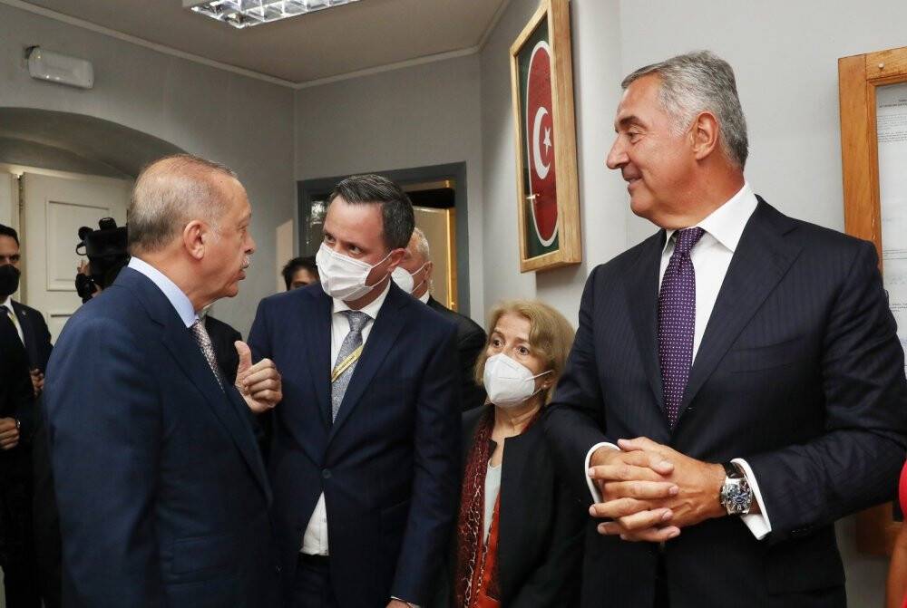 Cumhurbaşkanı Erdoğan, eski Osmanlı Sefaret Binası’nı ziyaret etti