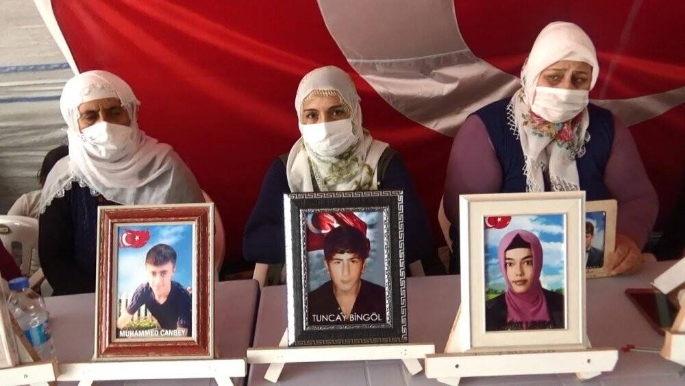 HDP önündeki ailelerin evlat nöbeti 726. gününde