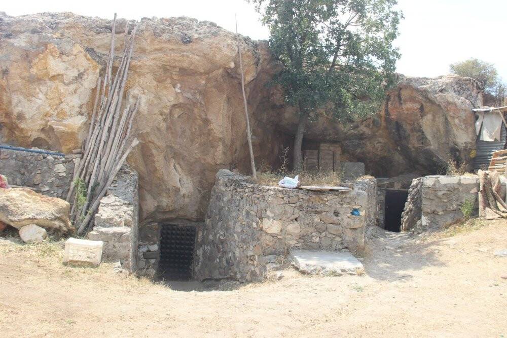 Konya'da deri tulumlardaki peynirler mağaralarda 5 ayda olgunlaşıyor