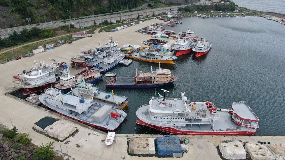 Balıkçılar ‘Vira Bismillah’ demek için gün sayıyor