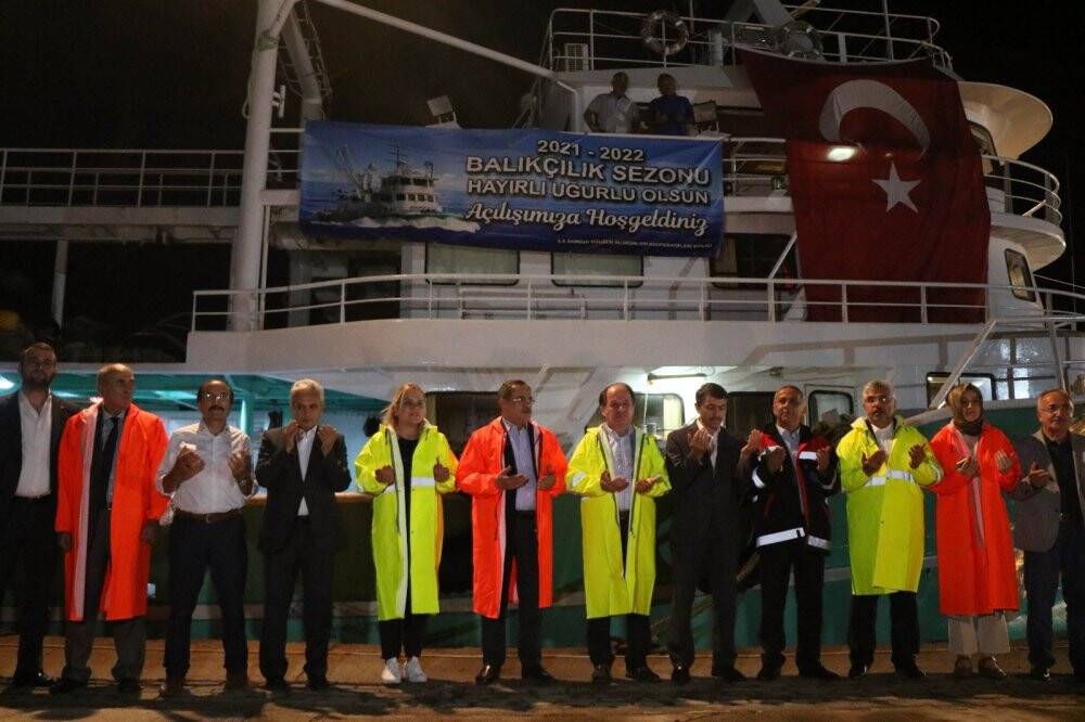 Balıkçılar dualarla denize uğurlandı