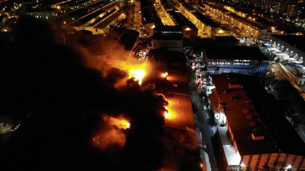 Başakşehir İkitelli Çevre Sanayi Sitesi’nde yangın