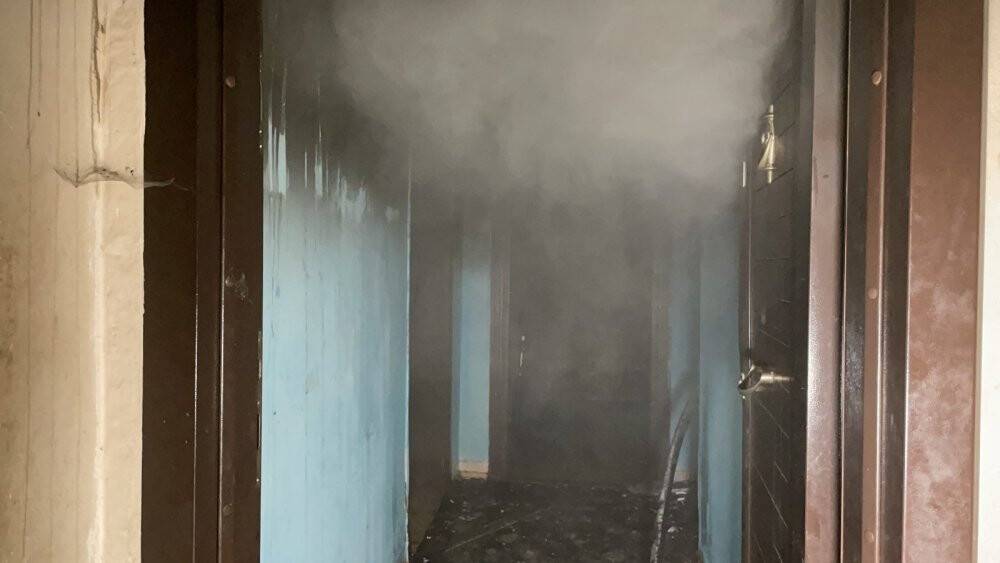 Buzdolabından çıkan yangın evi küle çevirdi