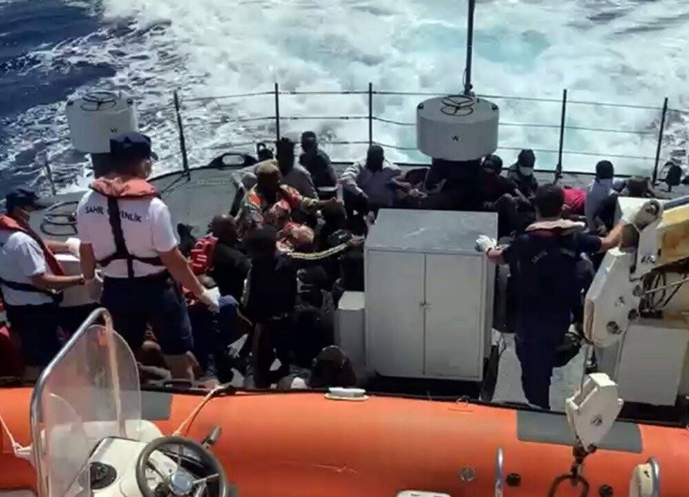 Marmaris’te 39 göçmen kurtarıldı