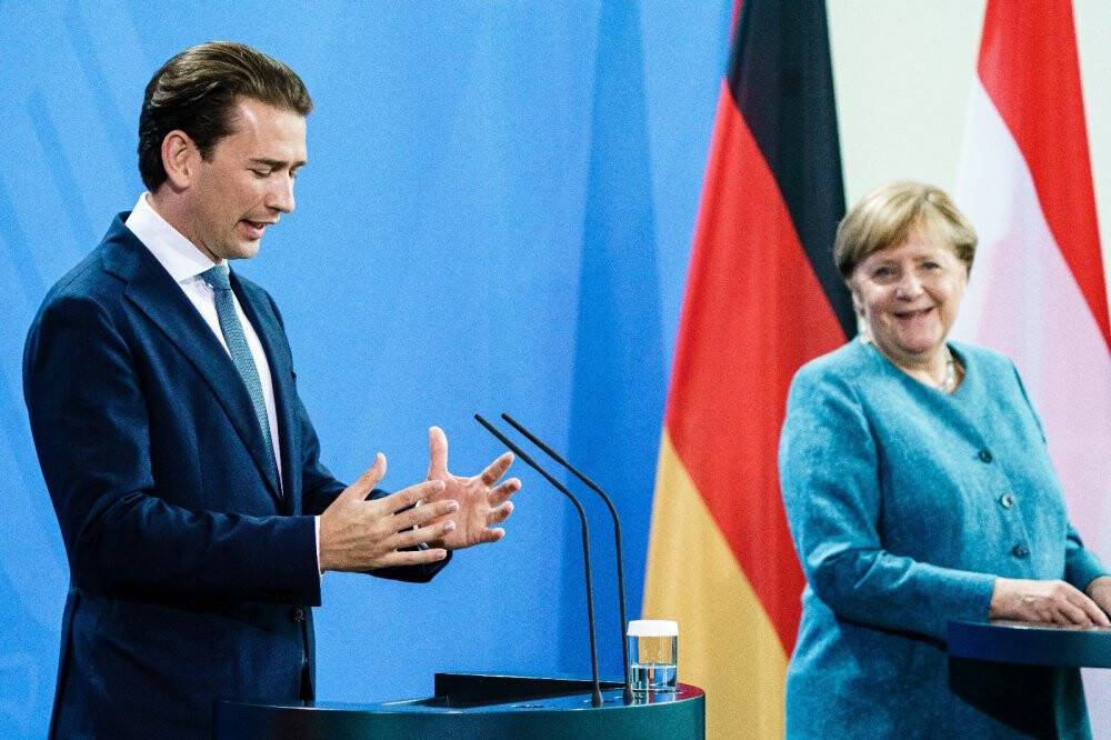 Merkel: Afganistan’da Almanya’ya tahliye hakkına sahip 10 bin ila 40 bin Afgan bulunuyor