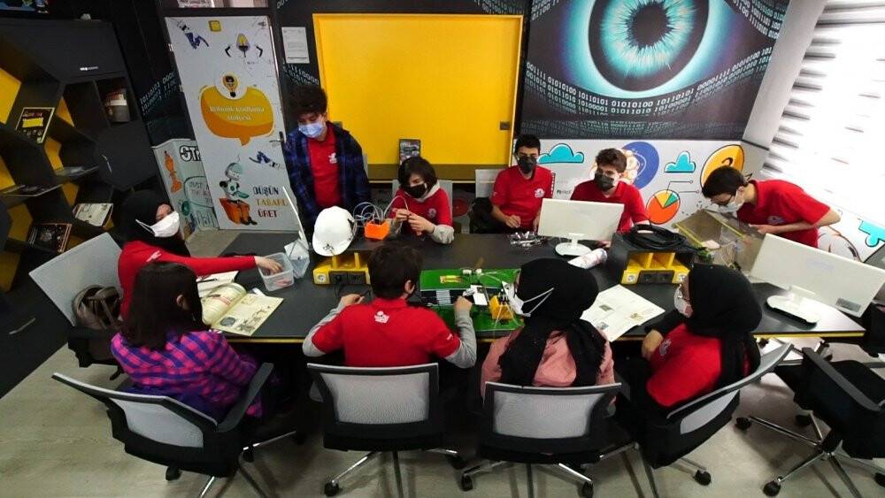 Konya'da Meram’ın gençleri TEKNOFEST yolunda