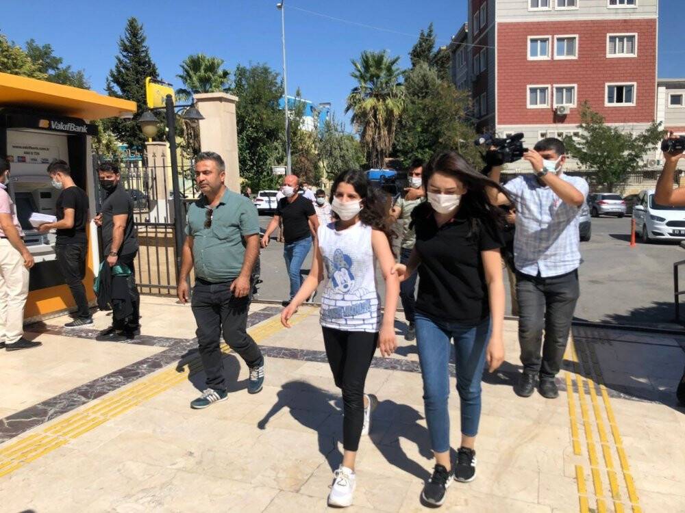 Yanarak ölen kızın babası ve ablası adliyeye sevk edildi