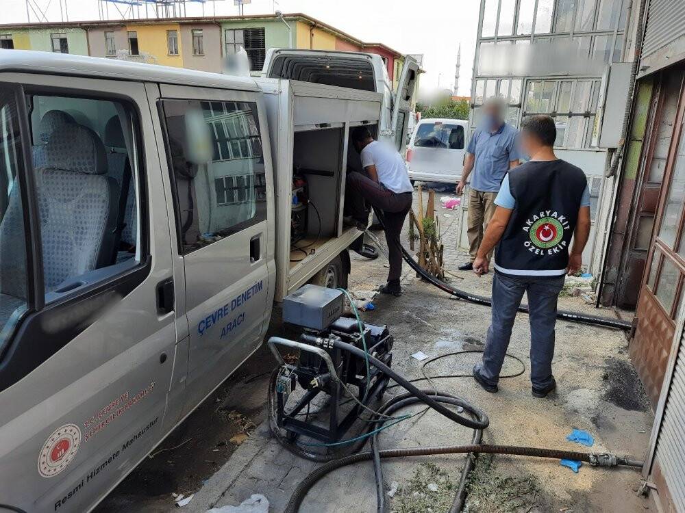 Özel ekipten Konya’da akaryakıt kaçakçılarına suç üstü