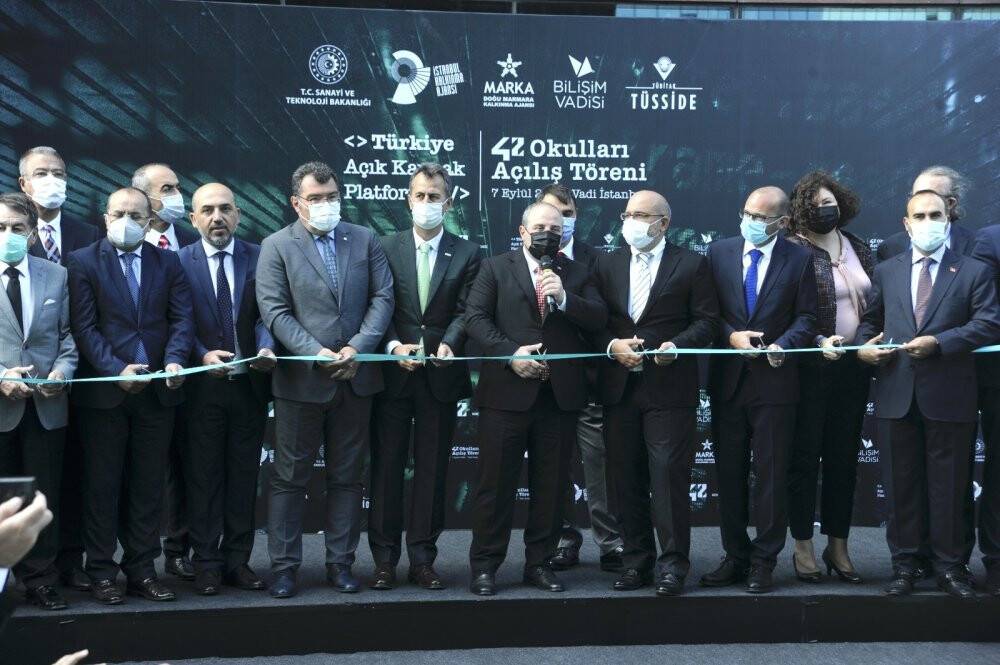 Bakan Varank: Milli ve özgün yazılımlarımızı geliştirmeyi amaçlıyoruz