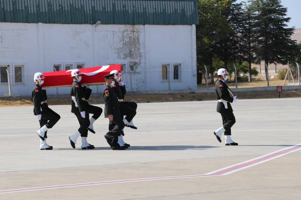 El Bab Şehidi Piyade Uzman Çavuş Muammer Yiğit memleketline uğurlandı