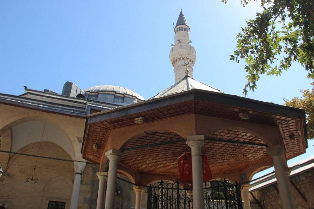 Konya'da Osmanlı yadigarı külliye hizmet vermeye devam ediyor