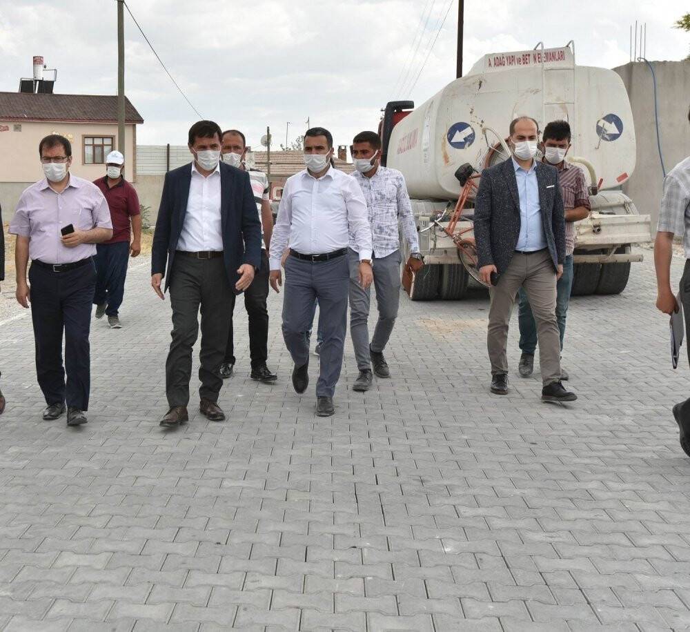 Karatay’ın dört bir tarafında parke çalışmaları devam ediyor