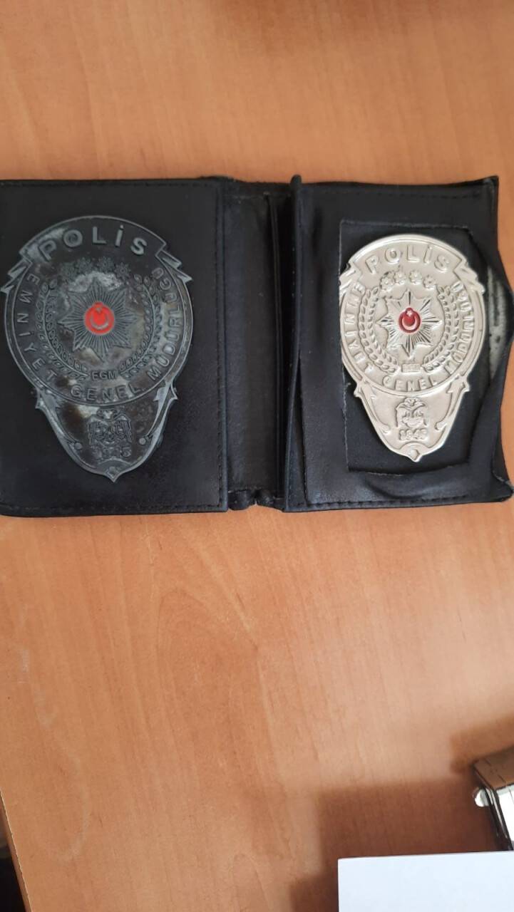 Konya’da kendisini polis olarak tanıtan dolandırıcı polisten kaçamadı