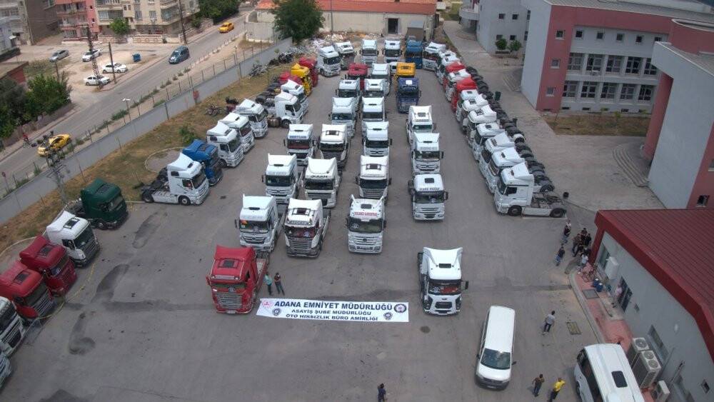 Kazalı tırlarla 141 milyon liralık vurgun! Konya dahil 12 ilde operasyon!