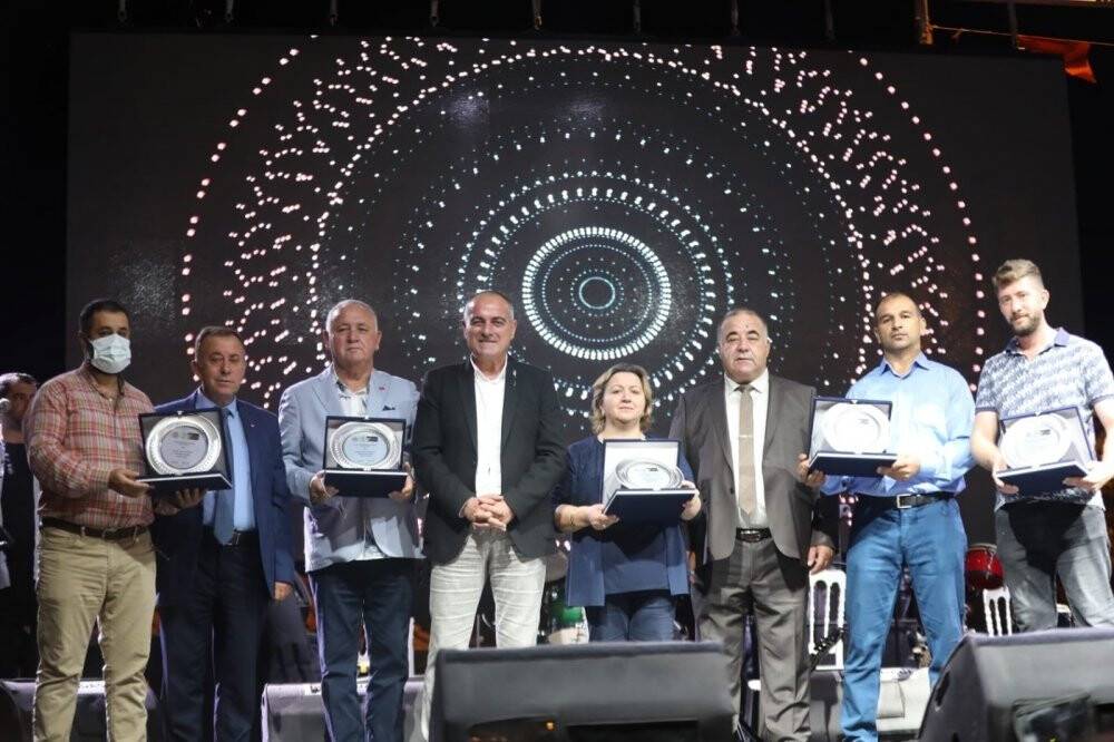 En kaliteli Gemlik zeytini 25 bin liraya satıldı