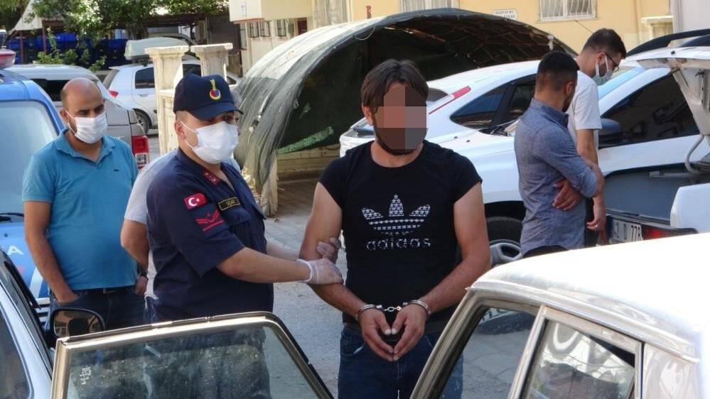 Silah kaçakçılarına suçüstü