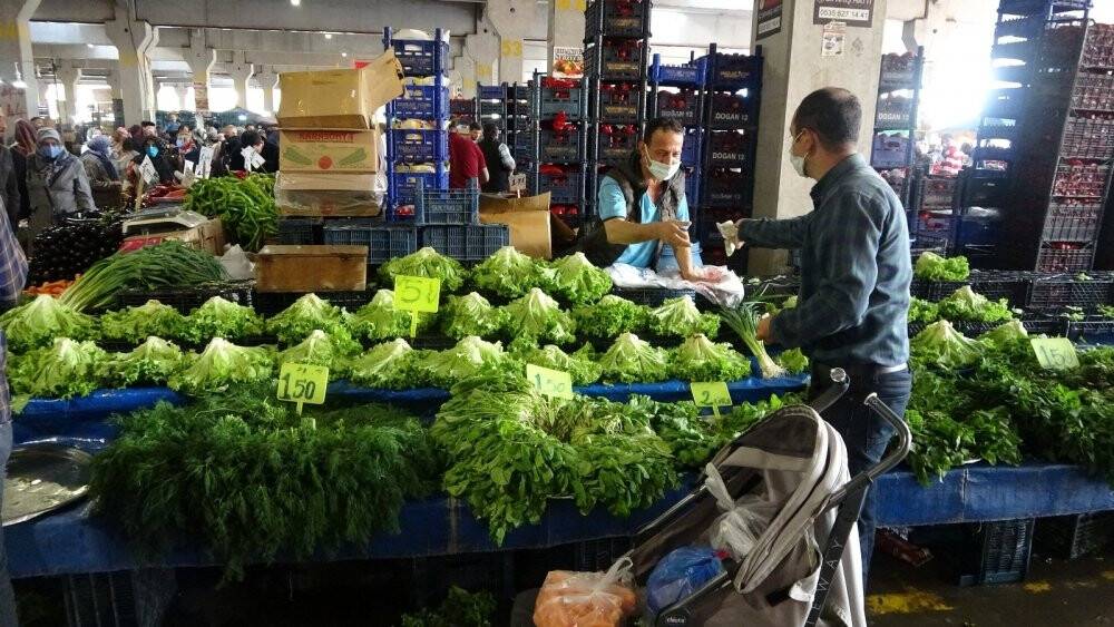 Hamsi 10 liraya düştü, marul fiyatları tavan yaptı