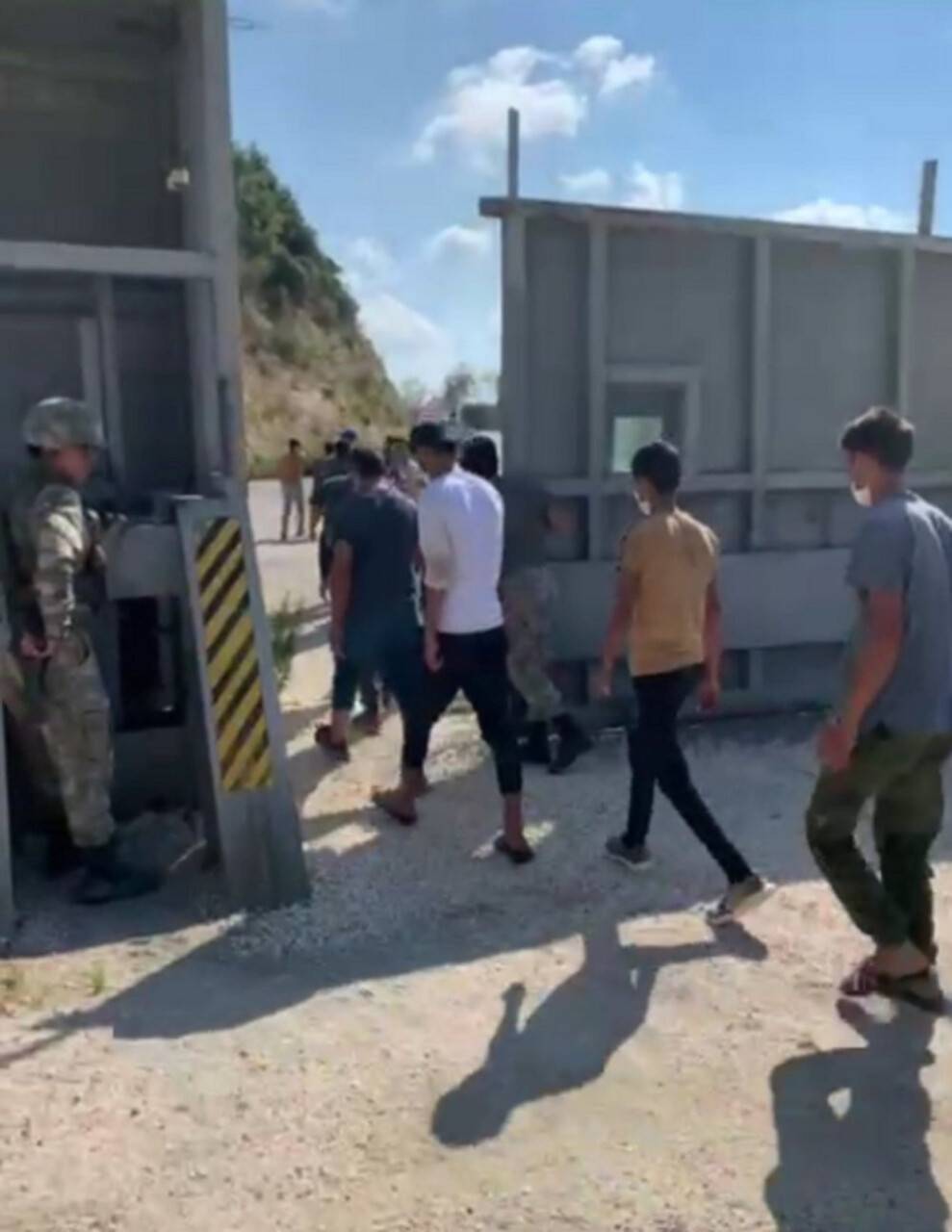 Hatay’da 21 kaçak göçmen yakalandı