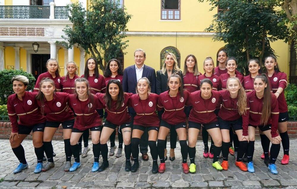 Galatasaray Kadın Futbol Takımı’nın lansmanı yapıldı