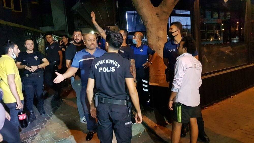 Sınır dışı edilebilmek için yangın çıkarttı