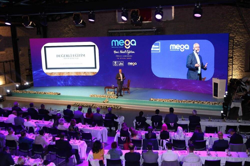 MEGA projesi eğitimcilere anlatıldı