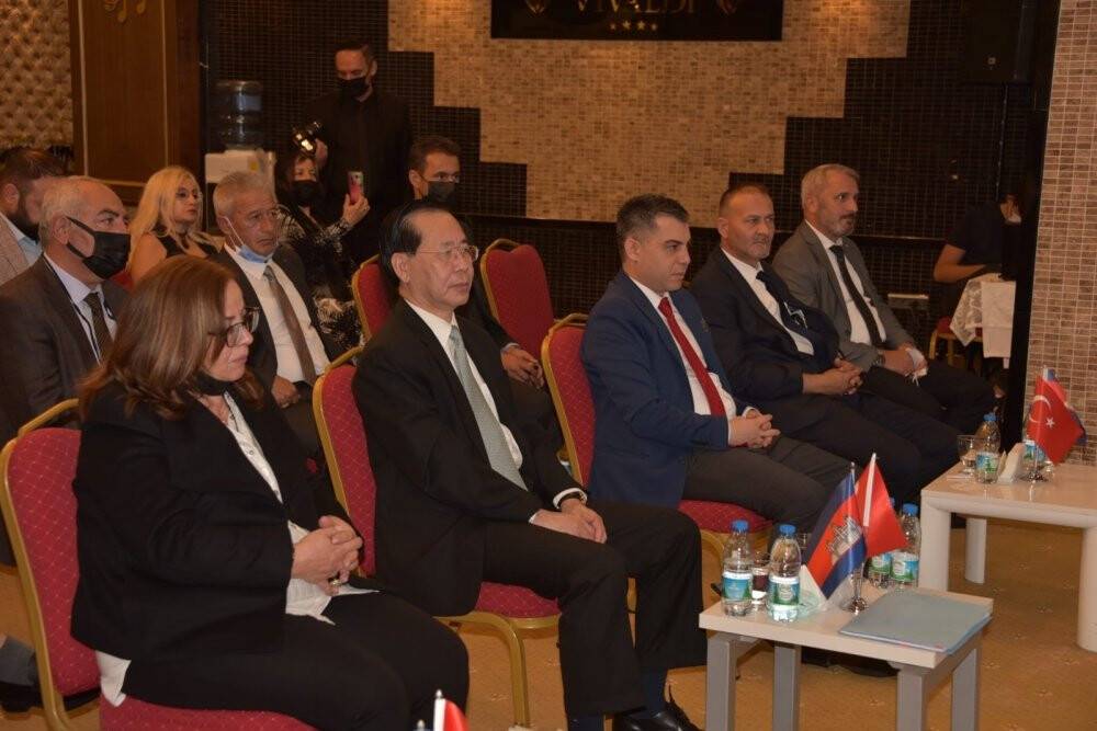 Türkiye ve Kamboçya ticarette iş birliğine hazır