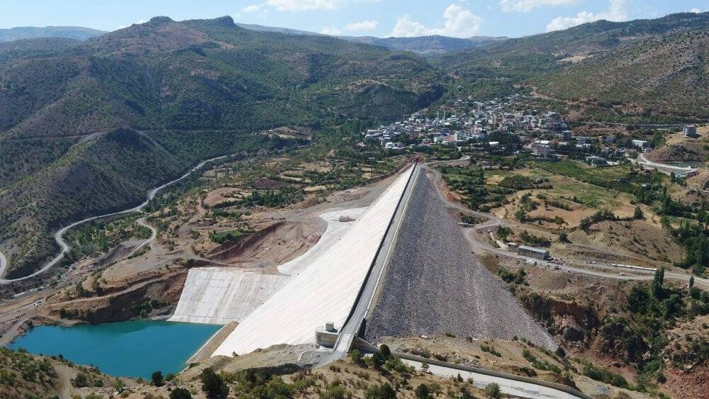 Afşar Hadimi Barajı’nda su tutuldu