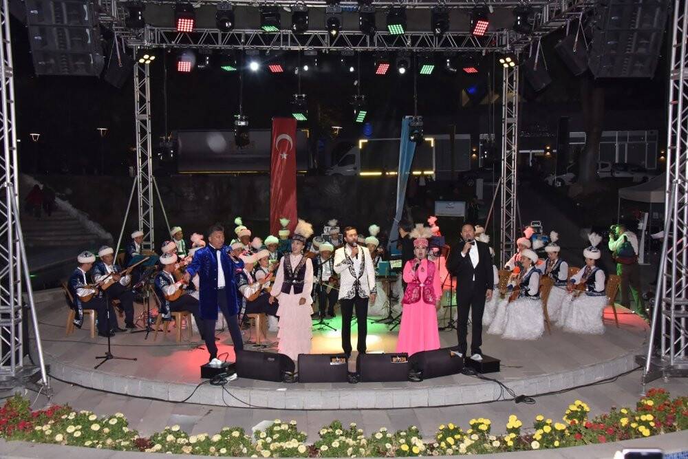 Konya’da Ulu Bozkır Ezgileri konseri düzenlendi