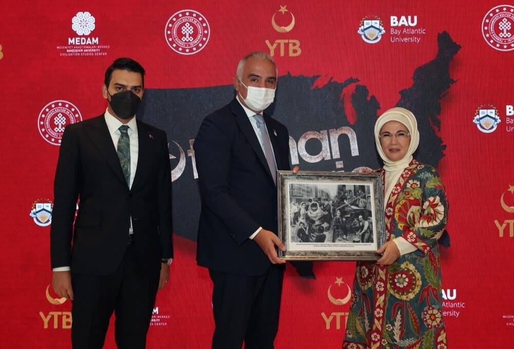 Emine Erdoğan 'Osmanlı’nın Amerika’sı' belgesel filminin ABD’deki tanıtımına katıldı