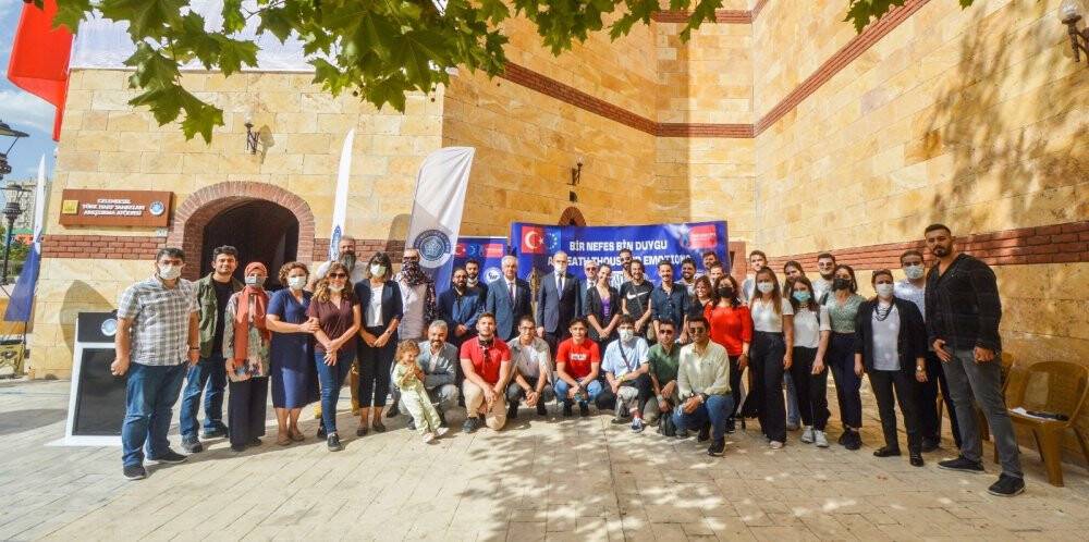 Konya’da 'Geleneksel Türk Harp Sanatları Araştırma Atölyesi' açıldı