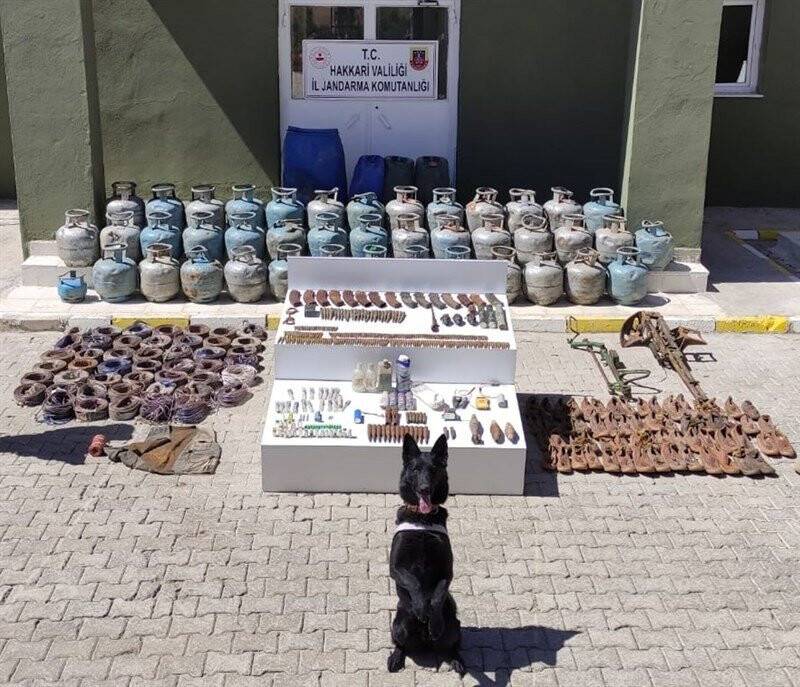 Terör örgütüne ağır darbe: 9 ayda 979 sığınak imha edildi