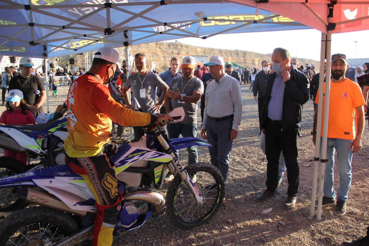 enduro-2.jpg